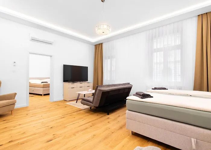Lé David City Apartments 1020